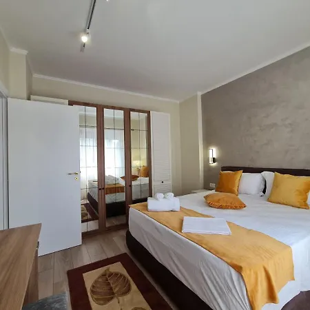 City Center Tirana Luxury Orange Apartment 9A Exterior photo